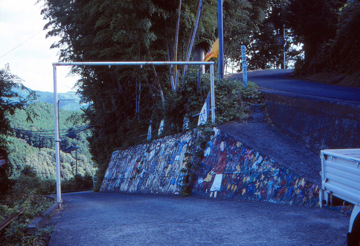 20190714花田佳明016長谷小入り口