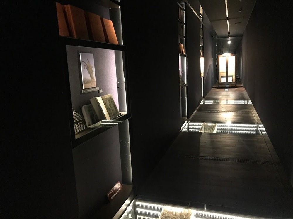 1B56938B-602D-4A0A-8229-803288E186C7