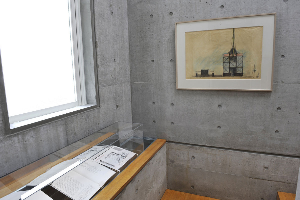 201801_磯崎倉俣展_08