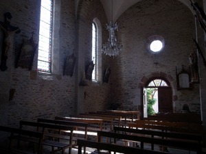 18スライスされた石の教会