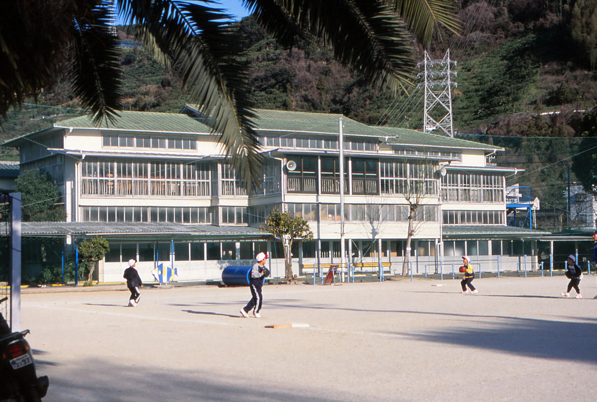 005花田佳明先生・029豎滓虻蟯｡蟆冗音蛻･謨吝ｮ､譽