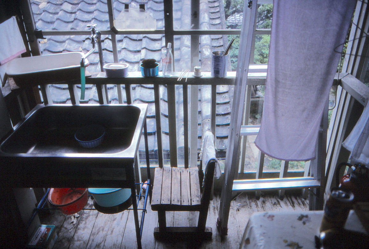 20190714花田佳明050図書館出窓部分