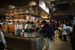 蔦屋書店内風景