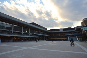 ロームシアター京都内広場