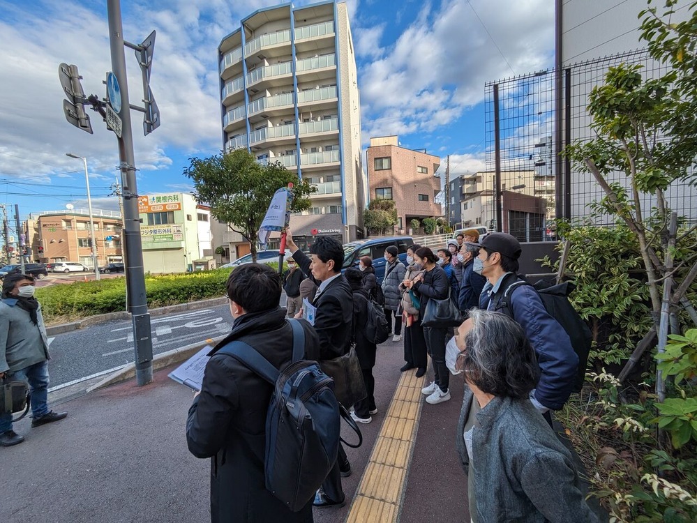 PXL_20231125_051252403