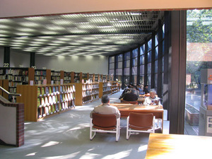 谷口吉郎_吉生_図書館3