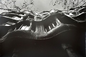 Casa Mila『ガウディの宇宙』59