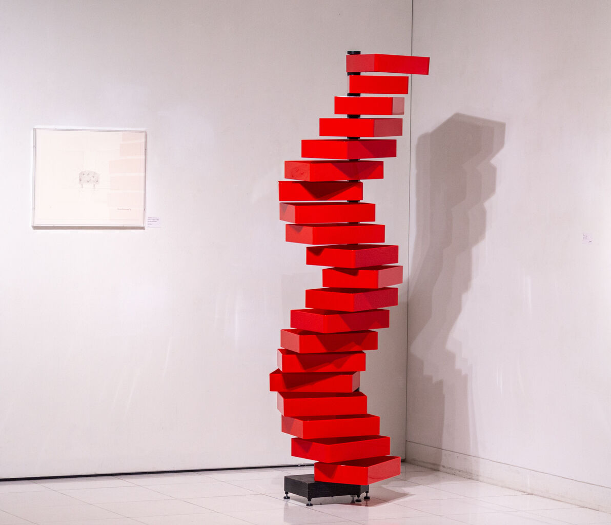 倉俣史朗　リボルビングキャビネット