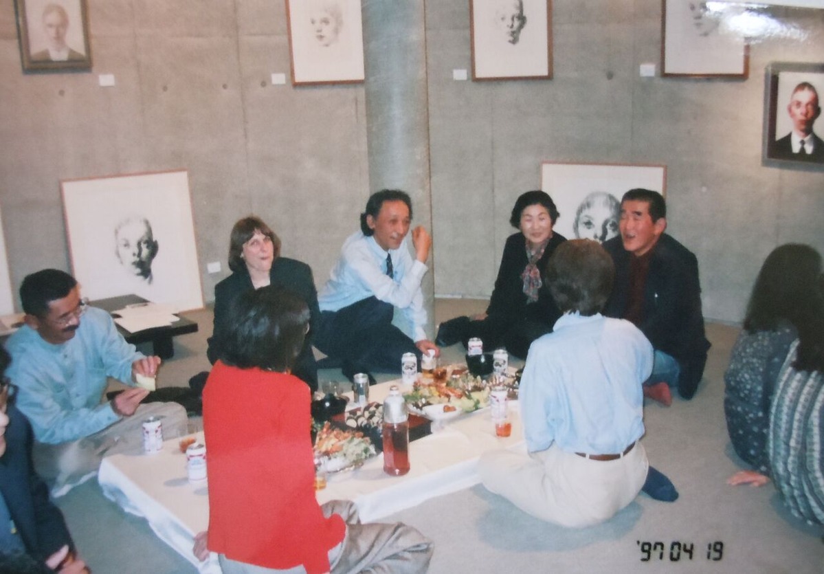 09　1997年の小野隆生展でのスナップ