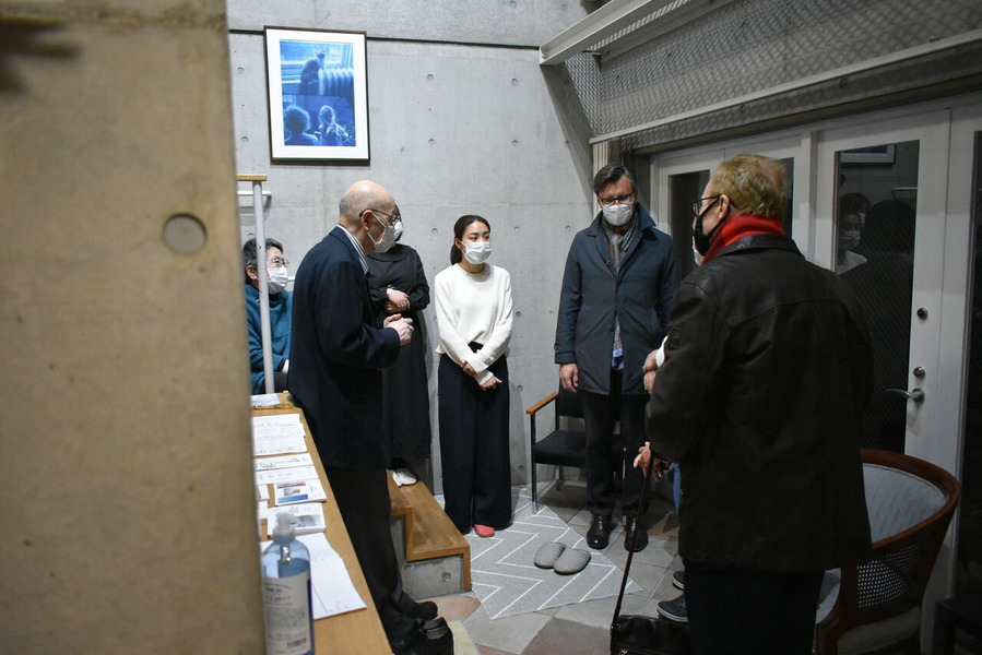 リトアニア大使来廊