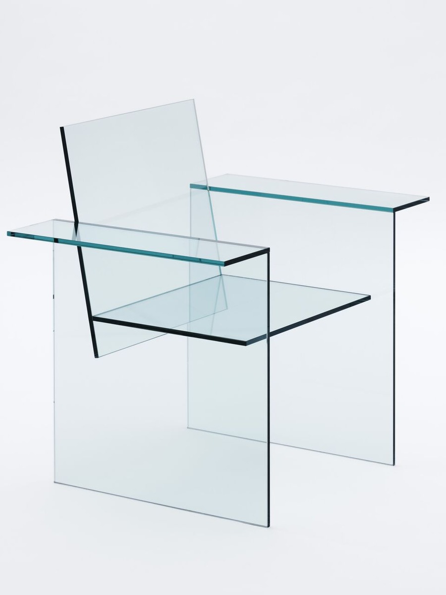 04_硝子の椅子トリミング