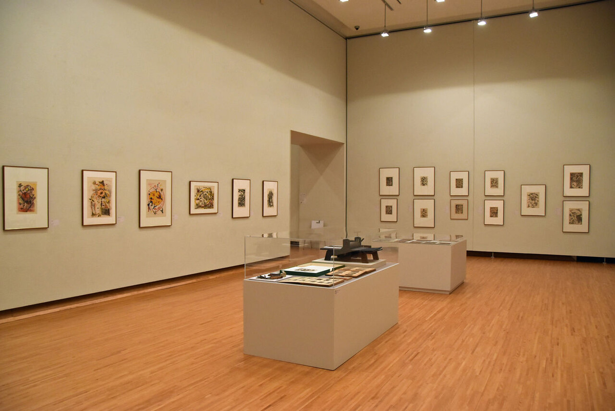 生誕110年記念瑛九展第3章展示風景