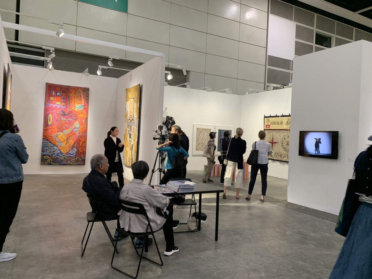 DCA95B01-7930-425E-86FA-65BF6610A775