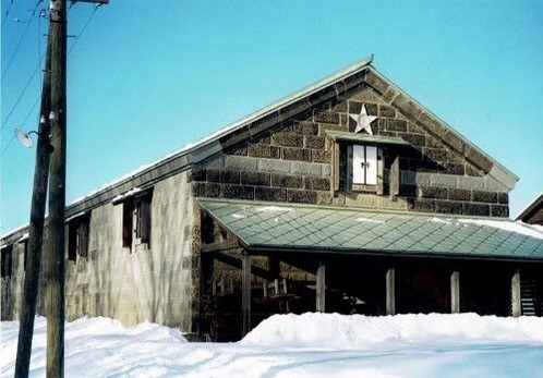 202008中村惠一004移築された拓殖倉庫8号