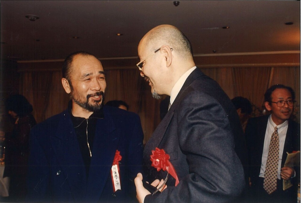 20231018180411_00001