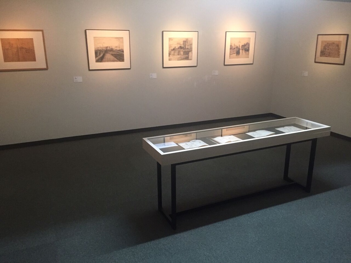  第1章-4「戦中、戦後の素描」ケースにはスケッチブックが