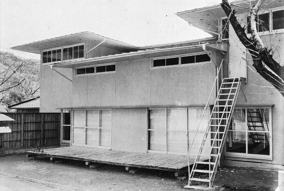 20190714花田佳明004看護婦宿舎外観