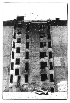 9 廃虚のファサード