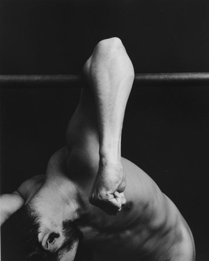 肉体と鉄棒 12-1