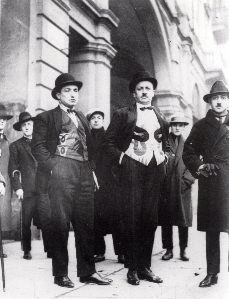 202102‗太田岳人図3：デペロ（左）とマリネッティ（中央）