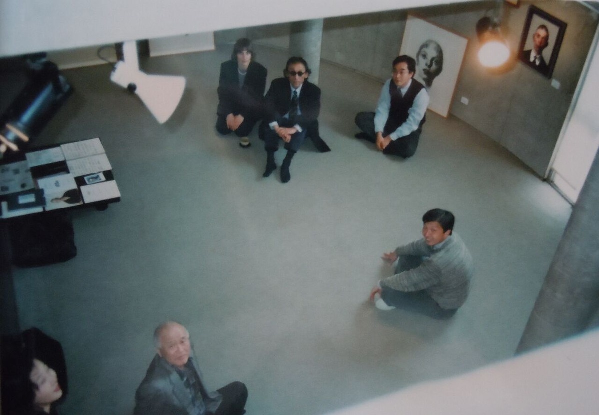 08　1997年の小野隆生展でのスナップ