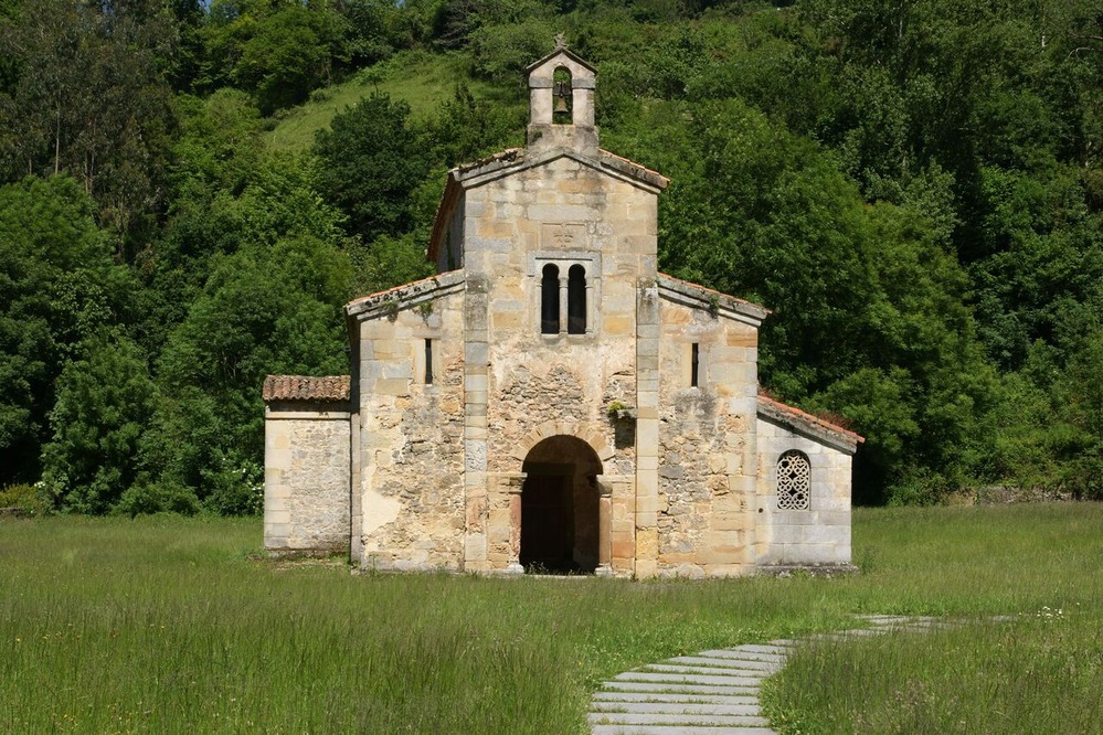 12.サン・サルバドール・デ・バルデヂィオス教会書面ファサード