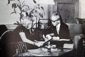 図22-4 ティニー・デュシャンと