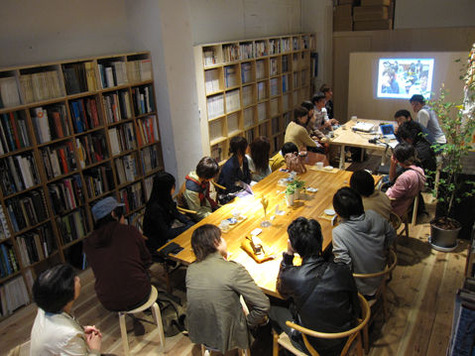 201408　設計事務所をまちに開く試み～横浜Archiship Library＆Cafe