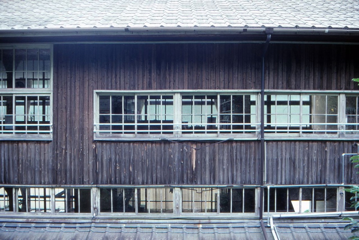 20190714花田佳明055川之内裏側外観