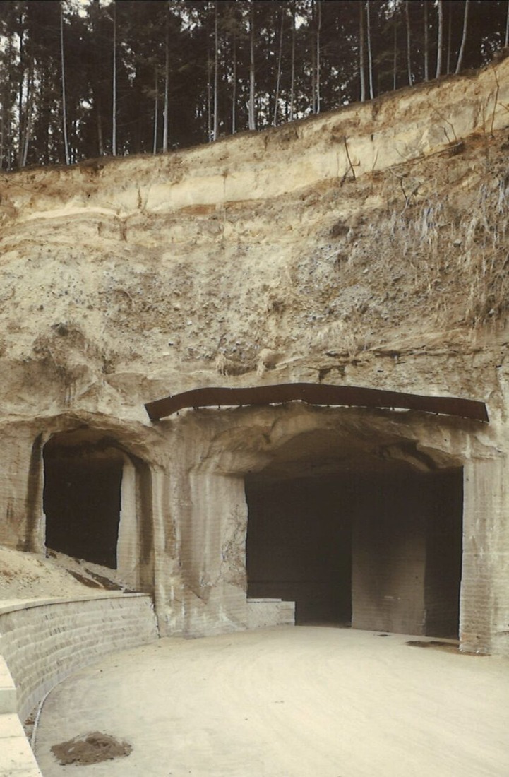 20211210170430_00025