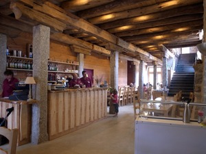 22ル・ソヴァージュ 受付