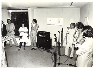 1983年6月23日_元永定正「日本芸術大賞」受賞を祝う会_５