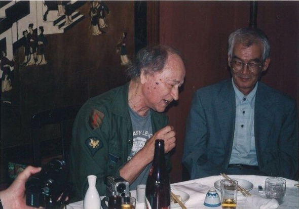 歌うメカスさん2005年10月