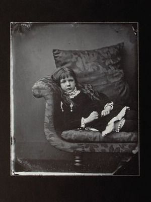 R_carroll_01_Dorothy_Kitchin