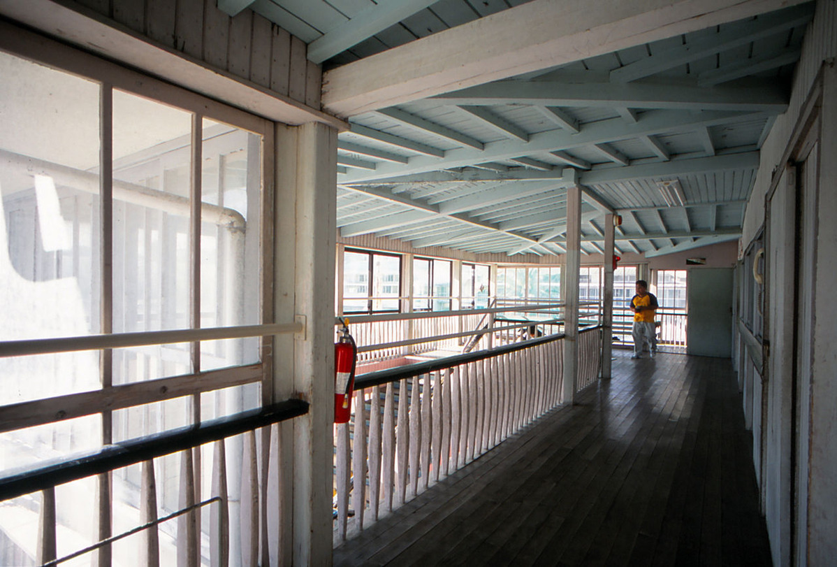 005花田佳明先生・034豎滓虻蟯｡蟆冗音蛻･謨吝ｮ､譽滄嚴谿ｵ