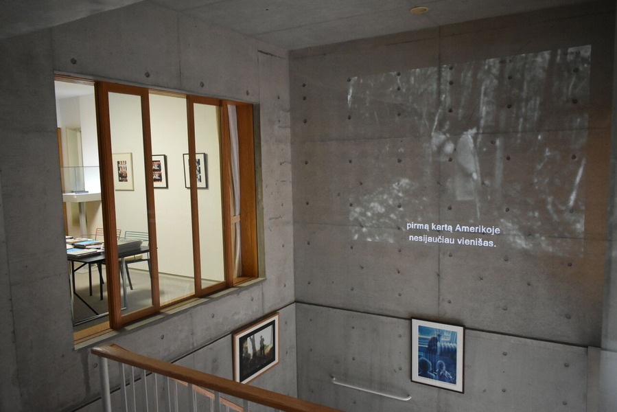 リトアニア大使来廊