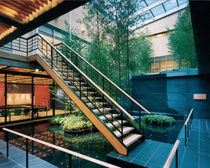 20150326_japan-society-building-inside