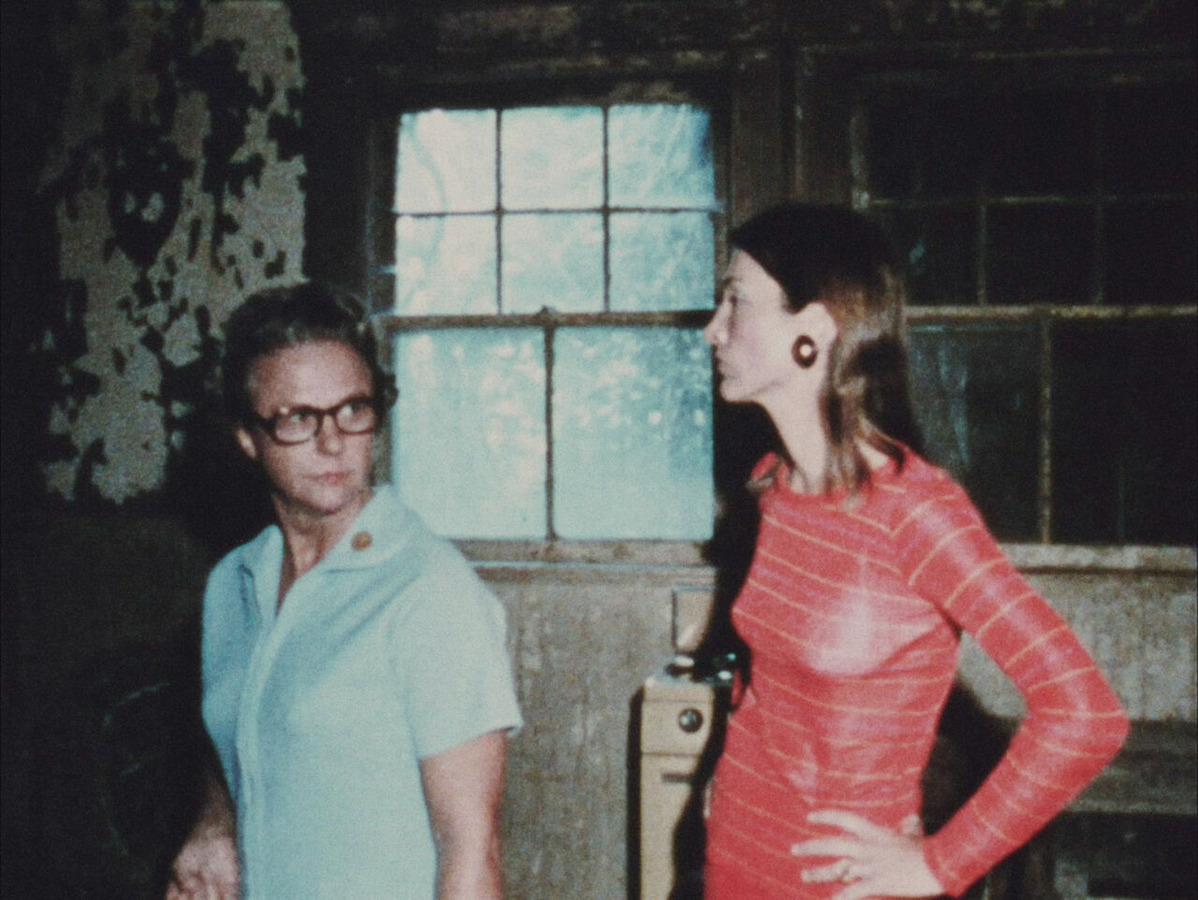 TS 19 Lee Radziwill and Nurse