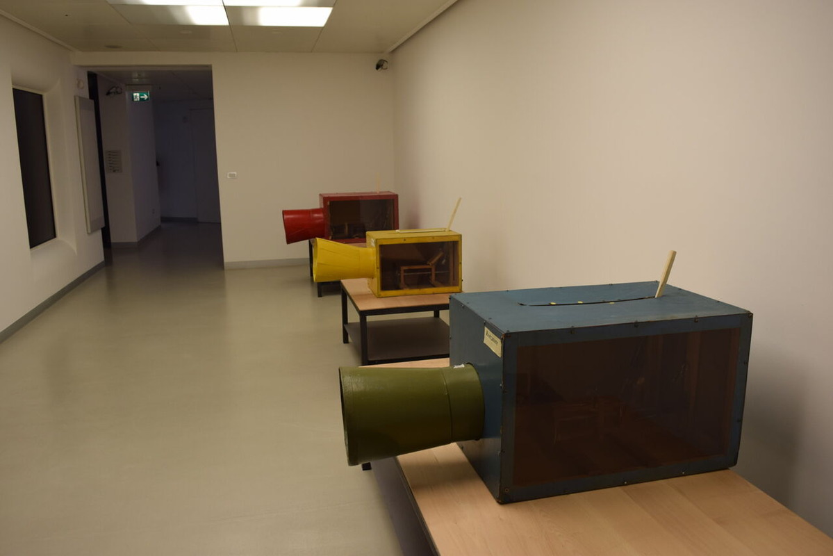 202012太田岳人_図４：ミラノ20世紀美術館、「騒音楽器」の展示