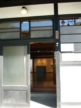 おいでやギャラリーの玄関