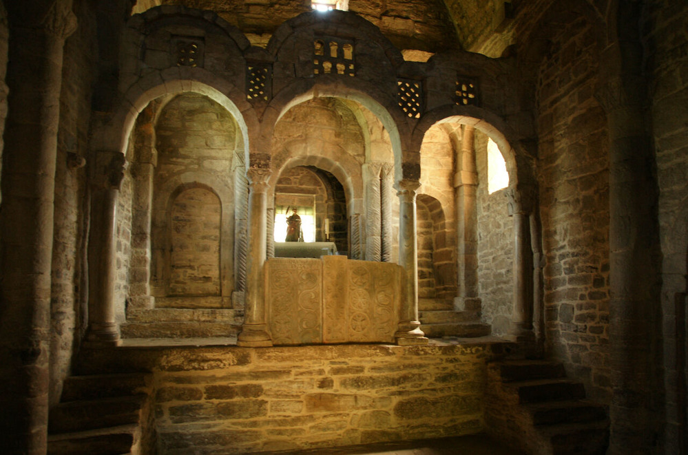 11.サンタ・クリスティーナ教会の内陣